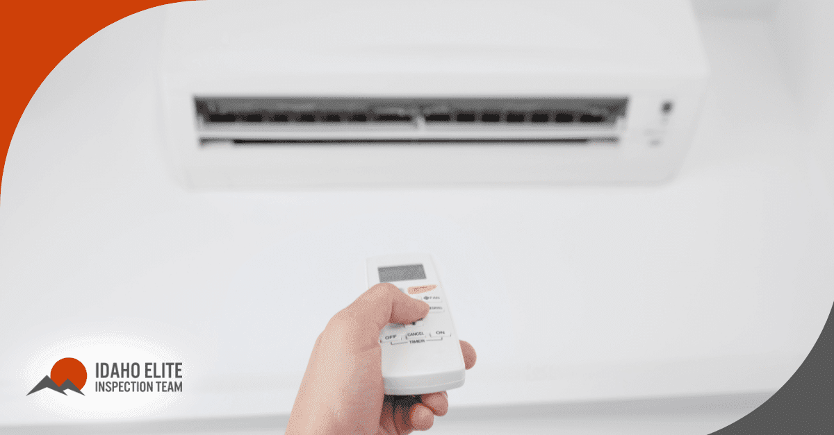 Hand adjusting remote control for wall-mounted air conditioner