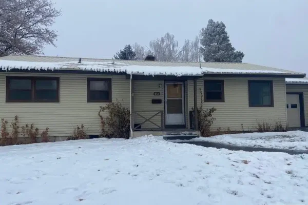 8ecea014444b491a4944e4663c3c9e71l-m786003981rd-w1280_h960